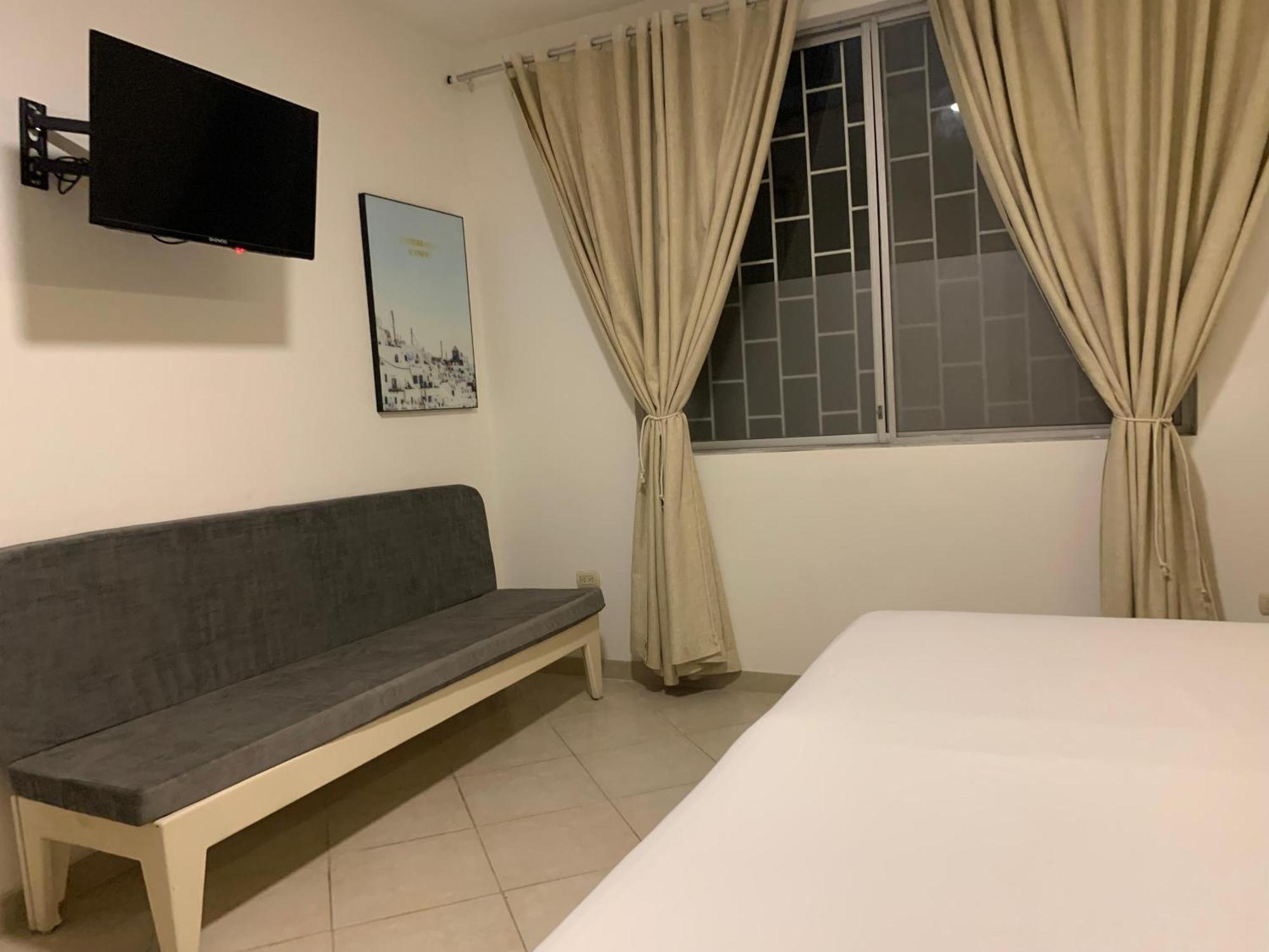 Los Soles Suite Mall Del Sol Guayaquil Airport Buitenkant foto